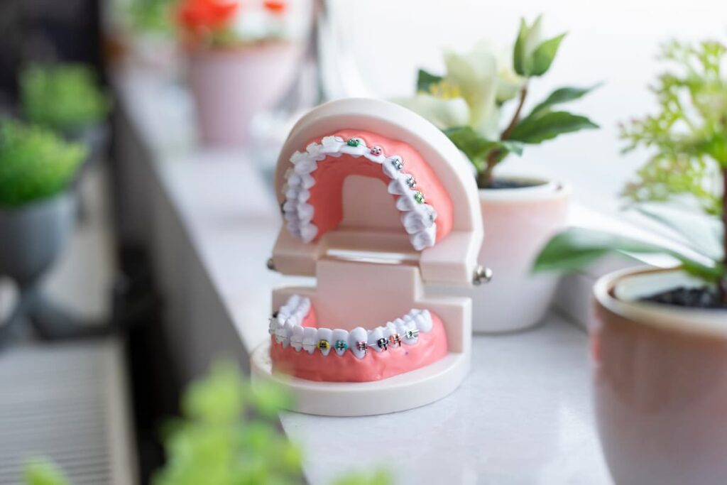 Czy prostowanie zębów jest możliwe w każdym wieku?